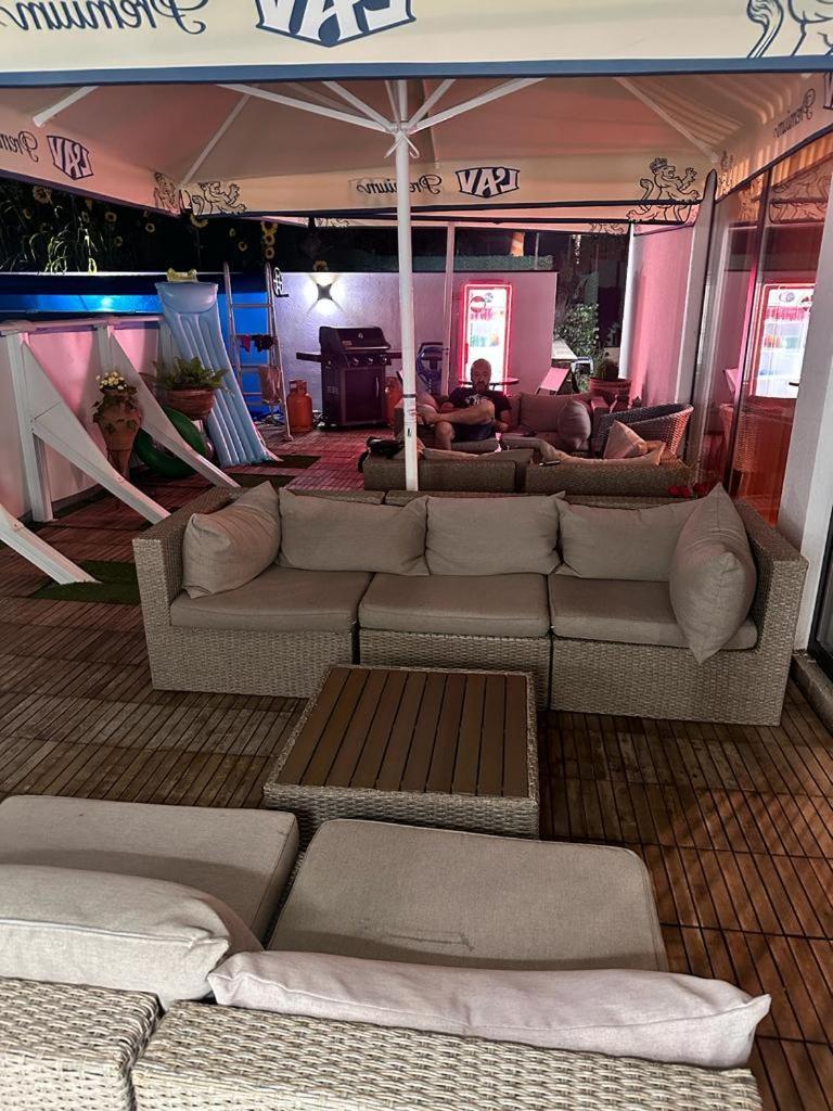 סמדרבו Luxury Apartments 88 מראה חיצוני תמונה