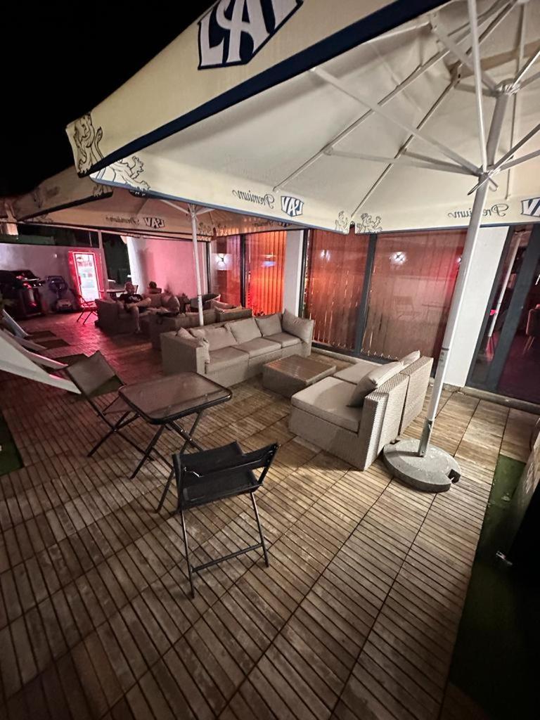 סמדרבו Luxury Apartments 88 מראה חיצוני תמונה
